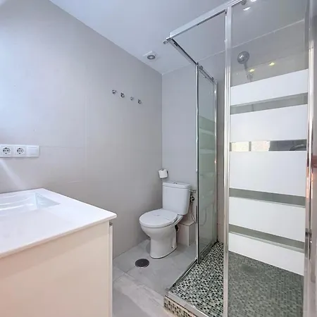 Apartamento Casa Nina: 2bed/2ba In Boliches