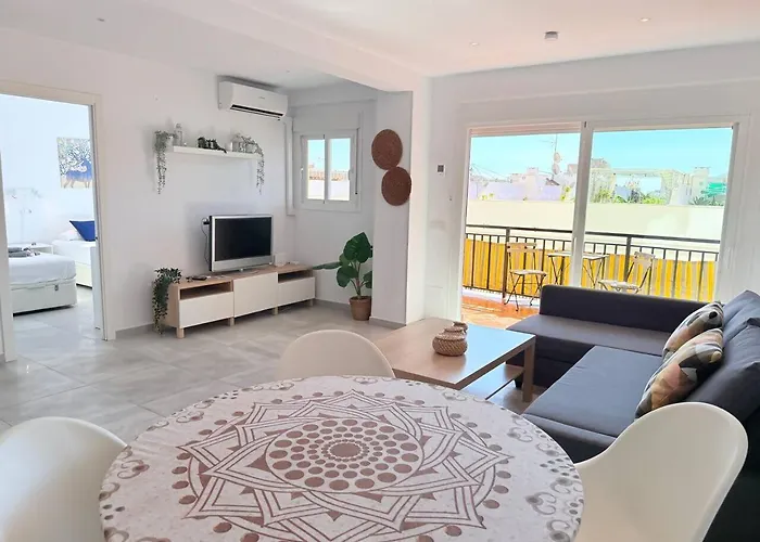 Amazingly Located 2 Bedroom Apartment In Boliches