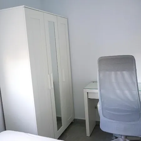 Nina's Crib 2br Flat In Boliches 公寓 *