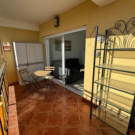 Nina's Crib 2br Flat In Boliches 公寓 丰希罗拉