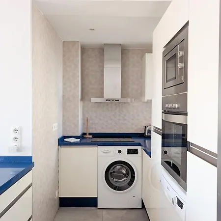 Modern 2bd In Boliches フエンヒロラ