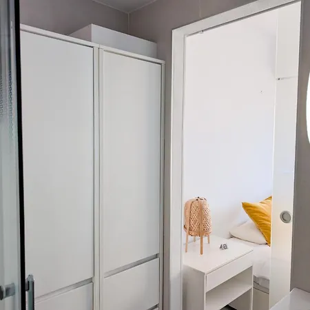 Modern 2bd In Boliches Lejlighed