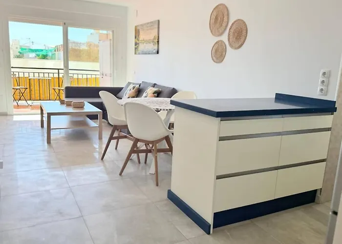 Amazingly Located 2 Bedroom In Boliches Apartment