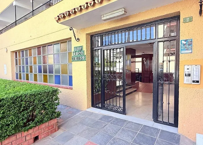 Amazingly Located 2 Bedroom Apartment In Boliches * Fuengirola