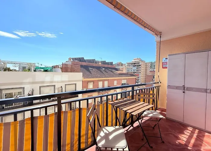 Amazingly Located 2 Bedroom Apartment In Boliches * Fuengirola