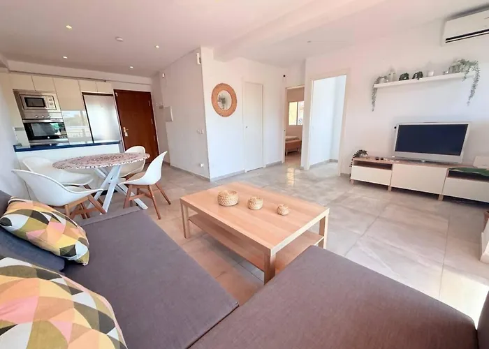 Daire Amazingly Located 2 Bedroom Apartment In Boliches